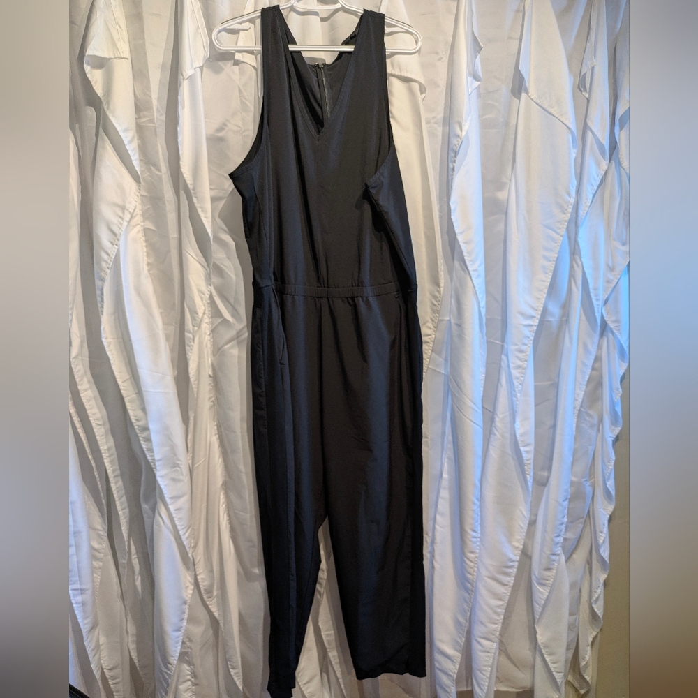 B7 Athleta Jumpsuit Sz 20